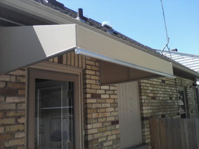 entrance canopy with integrated gutter